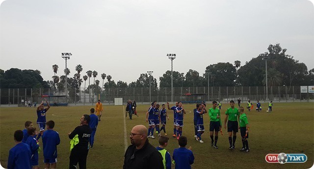 שחקני נשר חוגגים ניצחון ענק בסיום (דור היקה)