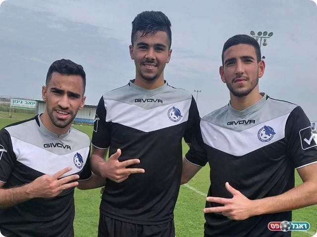 כובשי השערים לזכות נשר (דאפר מחאמיד)