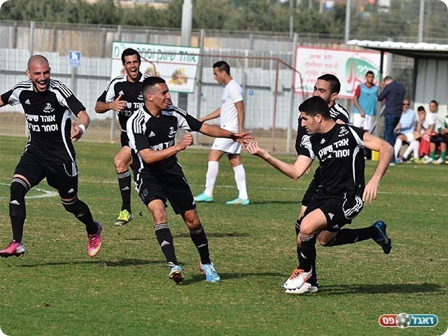 וסבג חוגג (צילום: ארנון לוי)