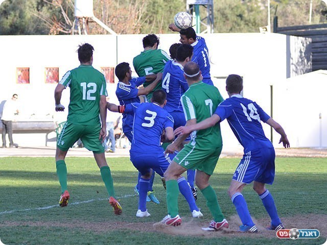 סיימון בהזדמנות האחרונה (צילום: קובי פורטל)