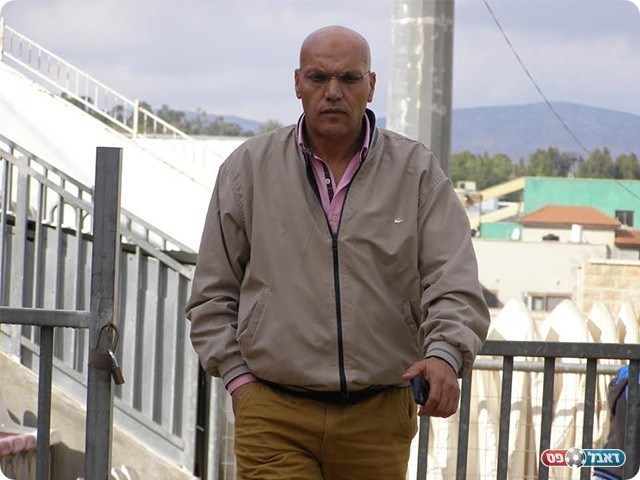 יו"ר מג'דל אלכרום המתפטר, סמיר מנאע. הגיע למגרש בכל זאת (אמיר שיבי)