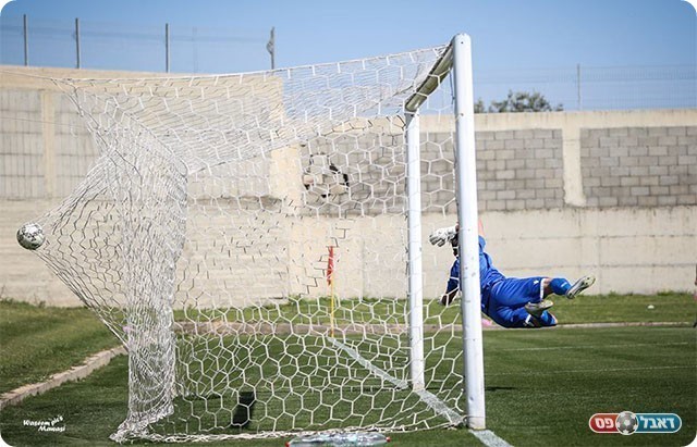 הטיל של עוודי נעצר ברשת (וואסים מוואסי)