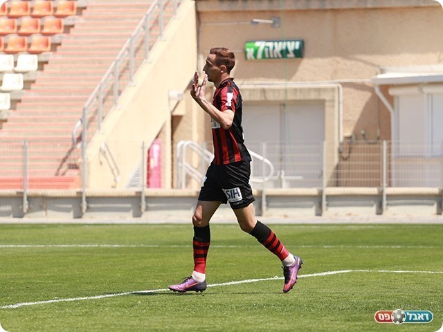 ולא חוגג (קובי פורטל)