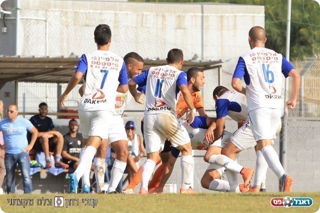 אם העלייה התפספסה, לפחות הגביע. שחקני קביליו יפו (קובי רוזן)