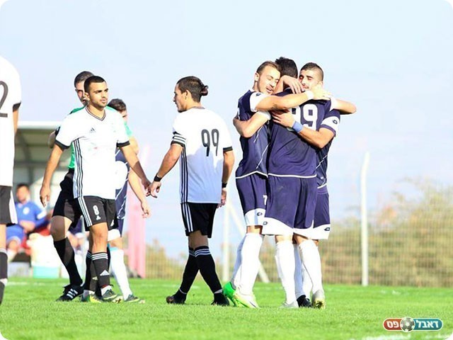 שבר בצורת. עקיבא חוגג (עודד חסין)