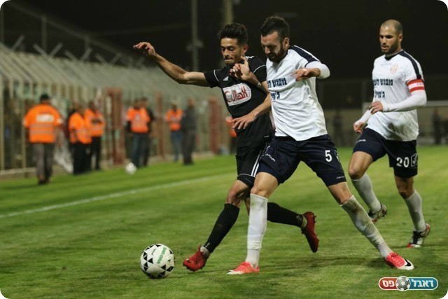 נפרדו בתיקו (נזיה סולטאן)