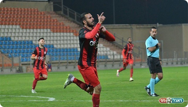 וחוגג בסגנון ערן זהבי (אבי רביבו)