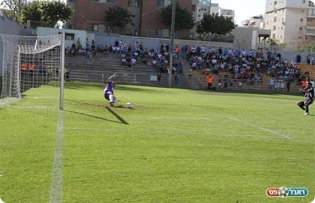 בלביליה כובש (שלומי גבאי)