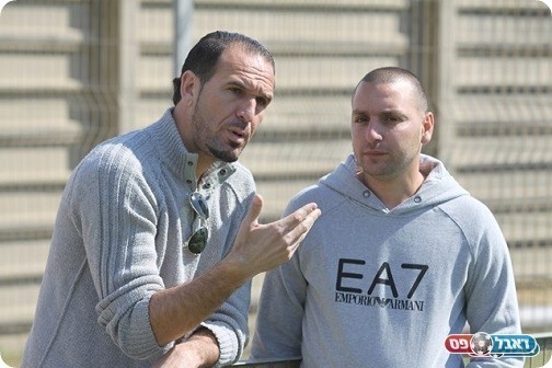 תישאר קבוצת צמרת? צחי אילוז משמאל (שלומי גבאי)