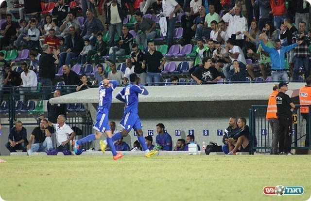 קהינדה חוגג את השלישי (עודד חסין)