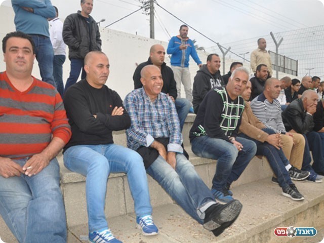 הגיעו לעקוב אחרי היריבות בצמרת המאמן טהא ומנהל באקה פדעוס(אחמד עויסאת)