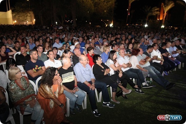 לא פחות מ-8,000 ספורטאים. הקהל בטקס הפתיחה (שלומי גבאי)