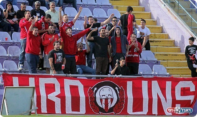 אוהדי רמת גן, מתדלדלים ביציע ממשחק למשחק (לירן דורף)