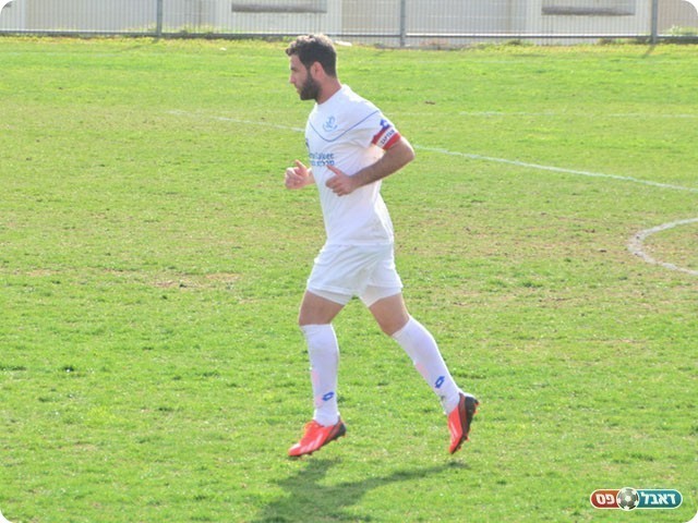 קפטן הפועל דליה (צילום: איאן חמאדה)