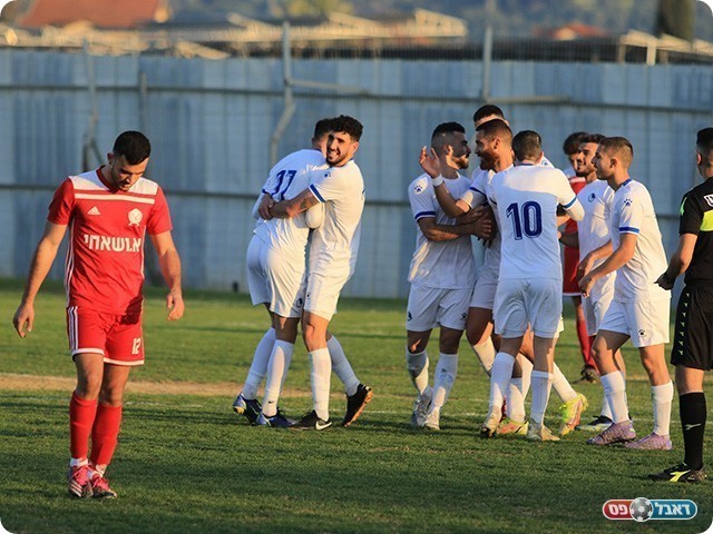 רביעי לנשר ושני לחלאיילה (דאפר מחאמיד)