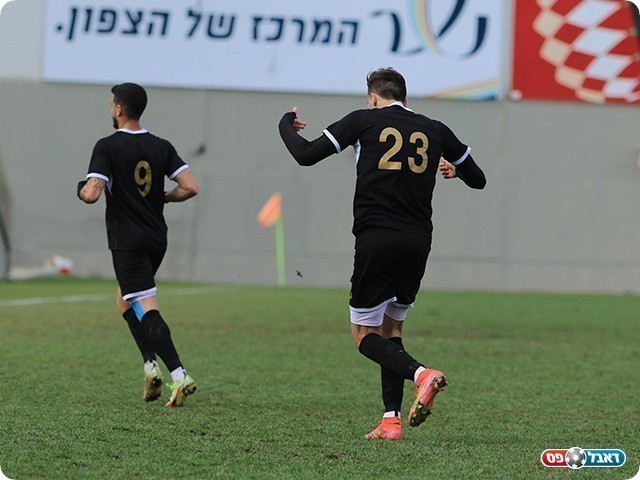 רוסלן קוזניצוב חוגג (דאפר מחאמיד)