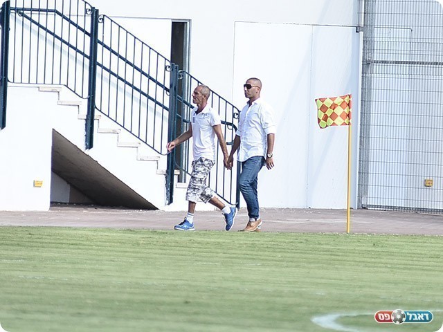 רפי בוסקילה מאמן טבריה (ארנון לוי)