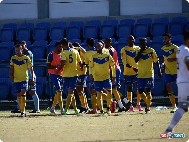 חזרו לחייך. שחקני יבנה (payperlens)