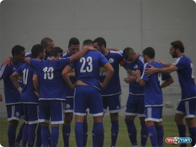 שחקני נשר (מובאדה פרחאת)