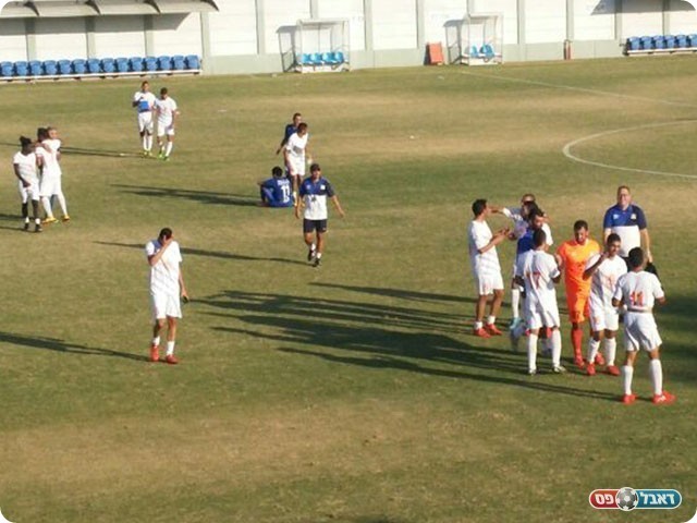 שחקני נס ציונה בסיום (נועם ספיר)