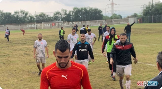 שחקני שתי הקבוצות