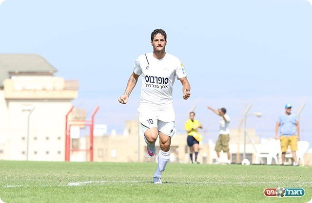 שלום עקיבא (עודד חסין)