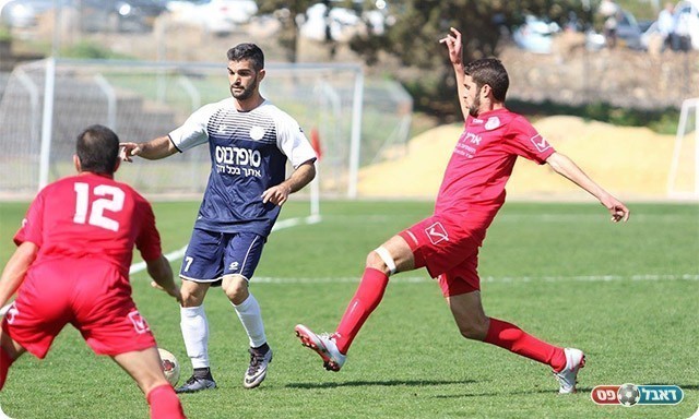 שלומי ברז'יק (עודד חסין)