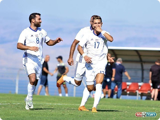 ידען חוגג את השני (עודד חסין)