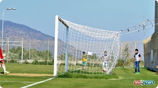 השער של אושרי טוויל (עודד חסין)