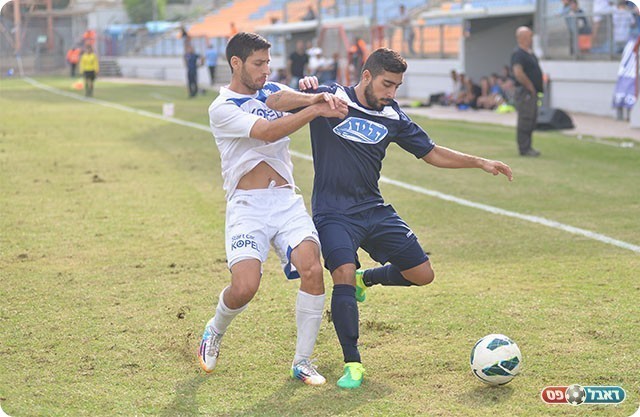 שפשה ושלזינגר במאבק (ארנון לוי)