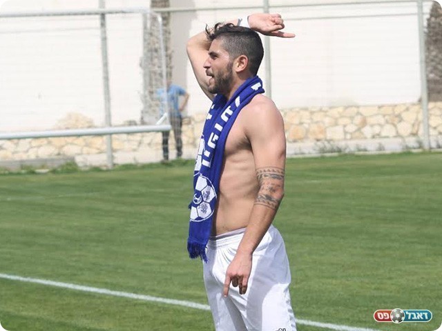 מצטיין המשחק. תום דן (מיכה פישנזון)