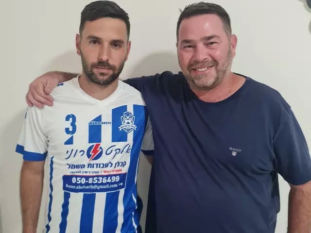 דרך ארוכה ומוצלחת יחדיו. אבירן תורג'מן לצד עידו קרן (מדיה איחוד בני שפרעם)