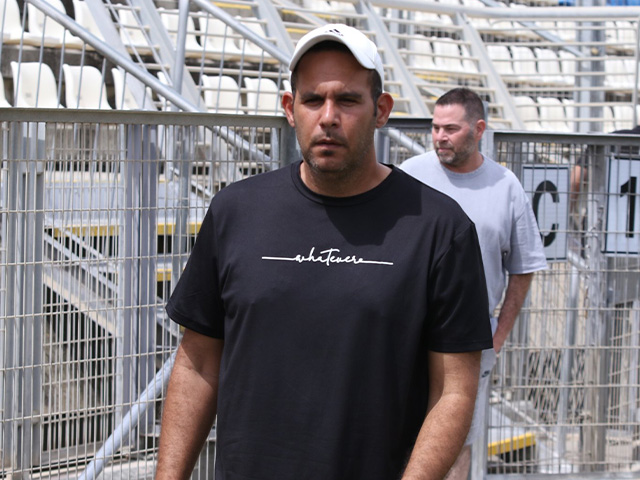 תביעת יד של מאמן. אלימלך (דאפר מחאמיד)