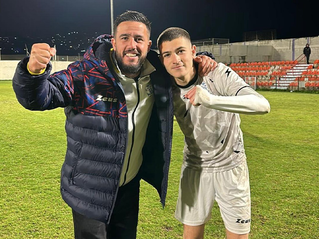 מלכה ודיין. יש אמונה בצעירים (פרטי)