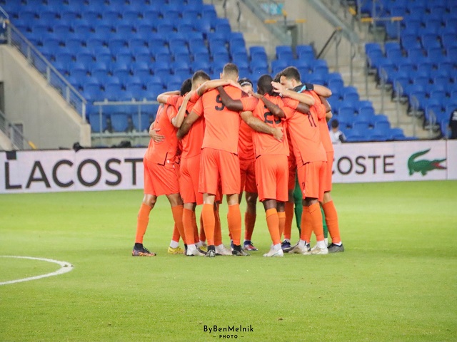 נקשר מאוד אליהם. שחקני כפר שלם (בן מלניק)