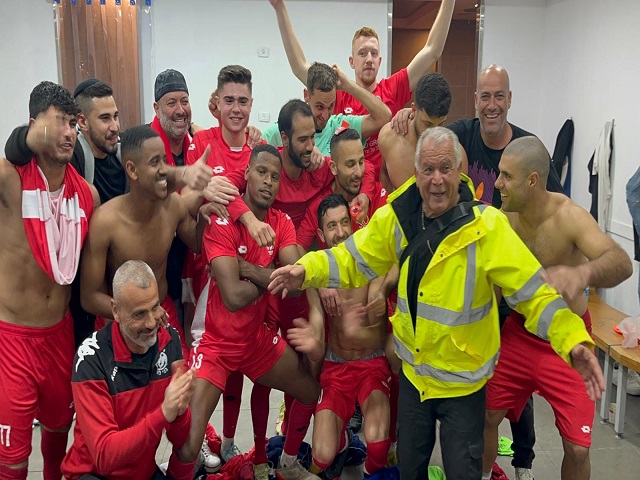 כמה רמות מעל הליגה. הפועל לוד חוגגת (מדיה הפועל לוד)