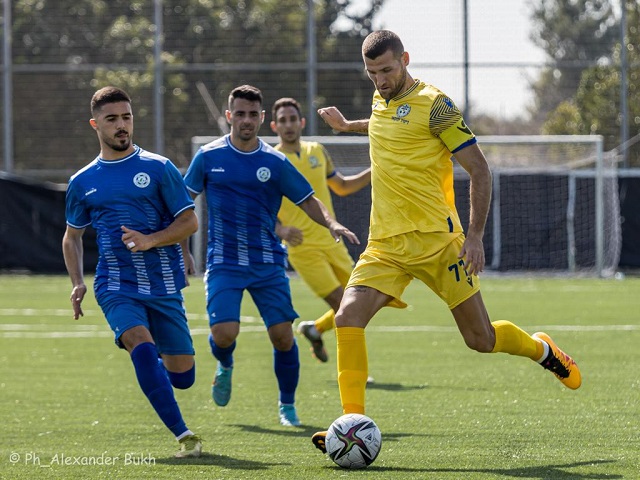 הצד שניצח והצד שלו. שחקני מודיעין במרדף אחרי עידו אקסברד ממכבי הרצליה (אלכסנדר בוך)