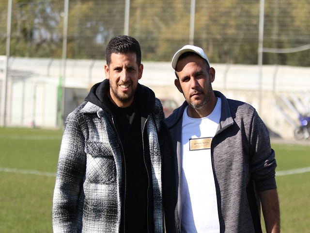 זה שבא וזה שממשיך לדרכו. אסי אלימלך ועידן בראון - מאמנה לשעבר של רעננה (דאפר מאחמיד)