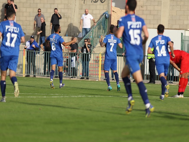 יצהלו גם הפעם? שחקני הפועל פ"ת (דאפר מאחמיד)