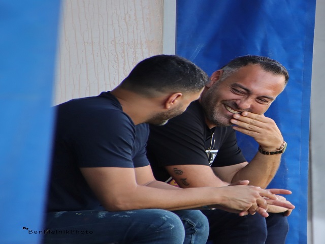 יצא לסופ"ש עם חיוך. צביקה לוי (בן מלניק)